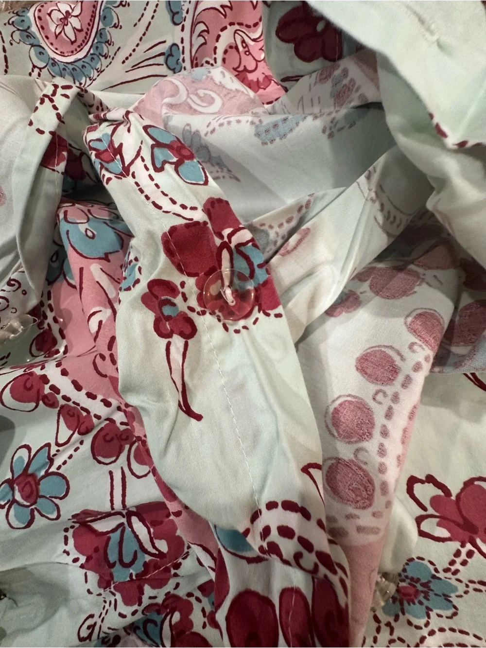 Pastel Paisley Floral duvet cover with 2 shams. Reddish Pink & aqua on Mint